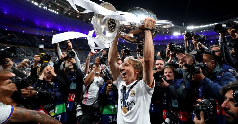 OFFICIAL: Real Madrid’s statement on Luka Modric’s departure