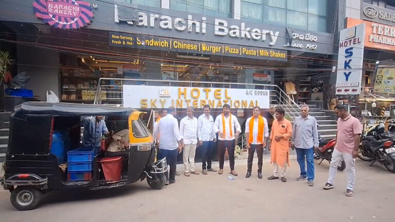BJP Leaders Protest Against ‘Karachi Bakery’ Name, Attempt to Remove Signboard