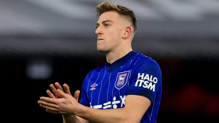 Why Liam Delap has chosen Chelsea over Man Utd as Amorim picks two alternatives