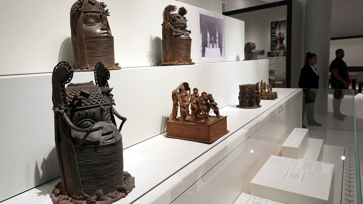 Netherlands returns more than 100 Benin Bronzes looted from Nigeria