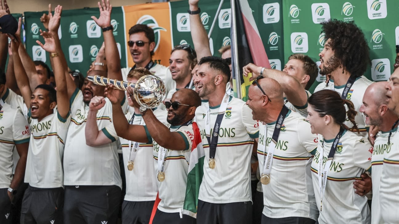 'We haven't seen people like that' - South Africa receive heroes' welcome home