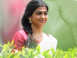 8 Vasantalu Movie Review
