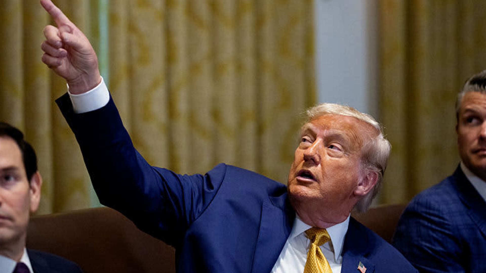 Trump sends more letters dictating high tariff rates around the world