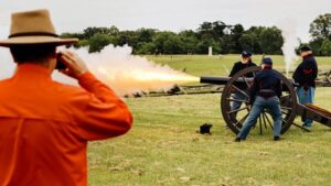 'We're not just gonna roll over': The US Civil War battlefield at the centre of a new conflict