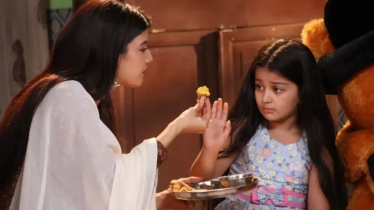 Yeh Rishta Kya Kehlata Hai: Abhira panics as Maira suffers a health scare