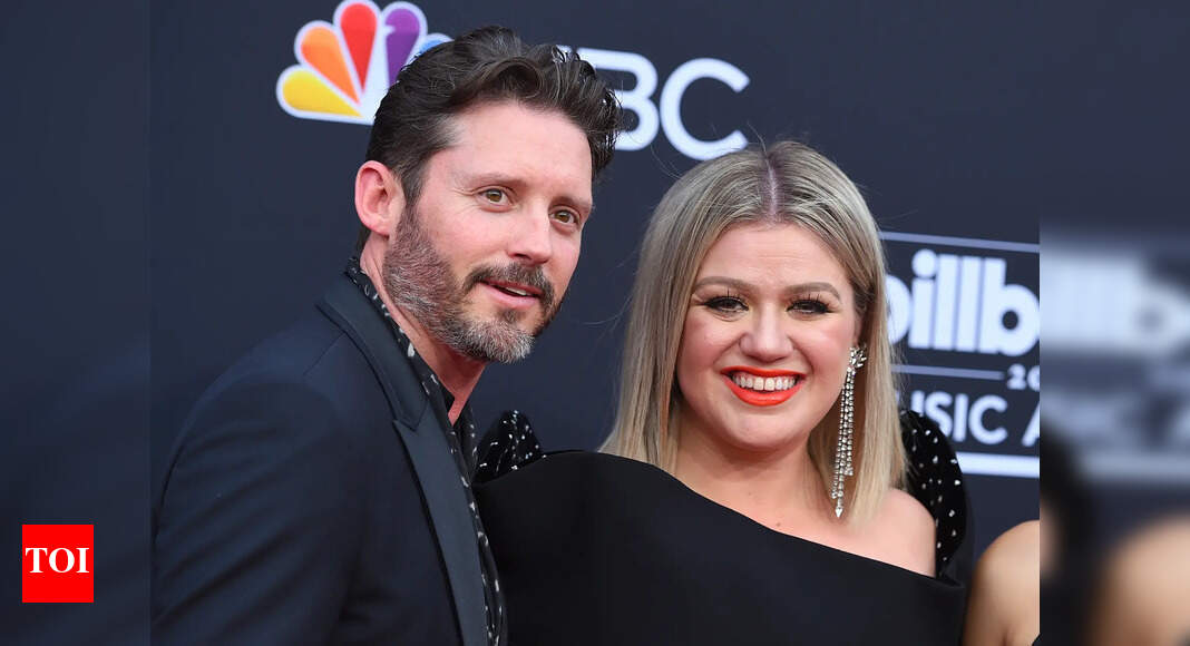 Brandon Blackstock, Kelly Clarkson's Ex-Husband and Country Music Manager, Dies at 48 from Cancer