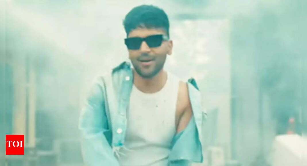 Guru Randhawa in legal trouble: Ludhiana court summons singer over ‘drug-related’ lyrics in ‘Sirra’ - Report